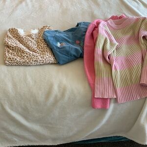 Women’s Sweaters Small